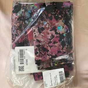 Base Pace HR Crop 23”